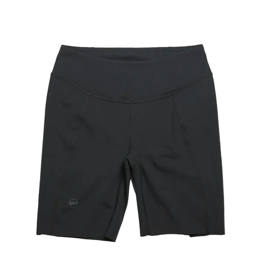 Janji Women's 7" Pace Short in Midnight SS26