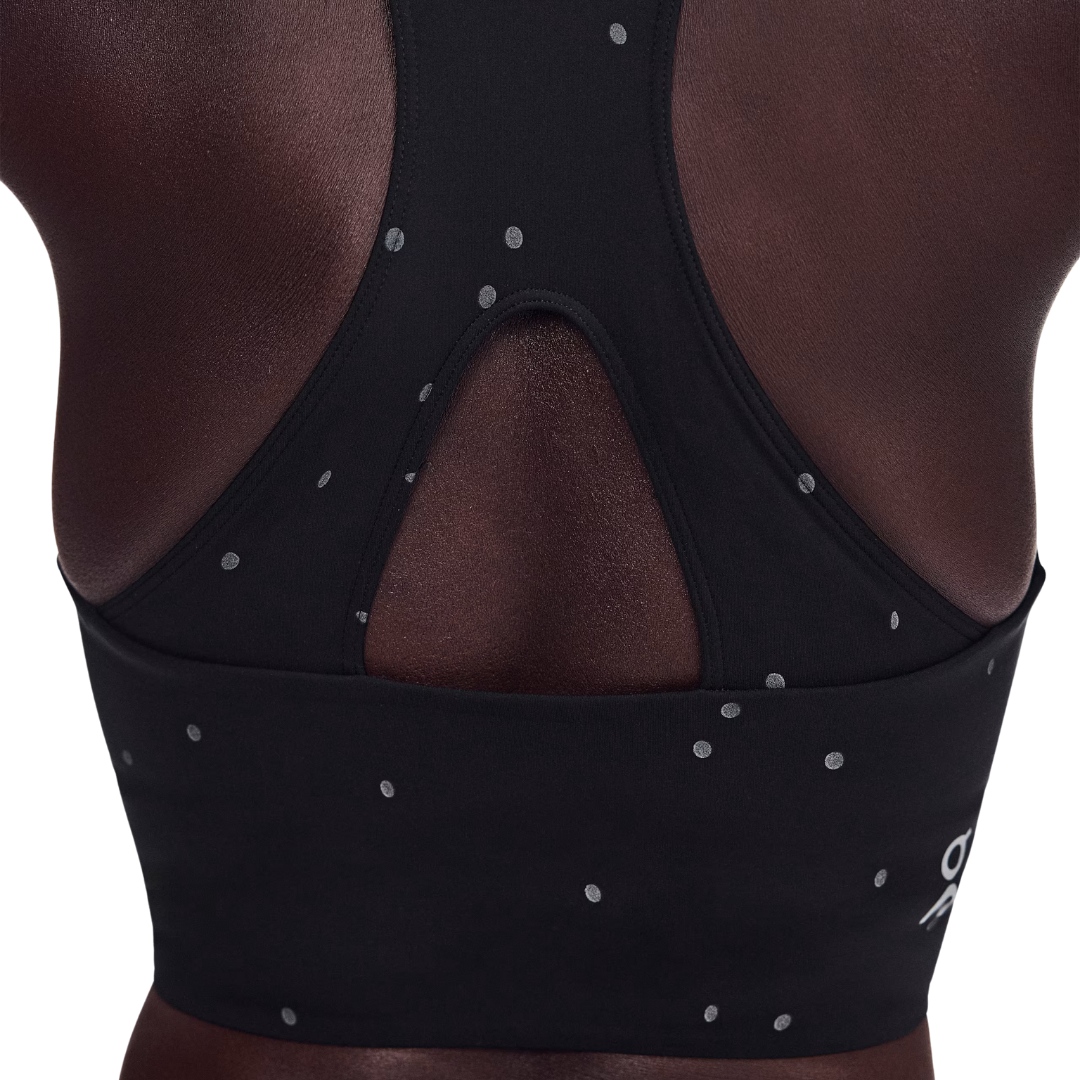 On Women's Performance Crop Lumos in Black/Eclipse AW26