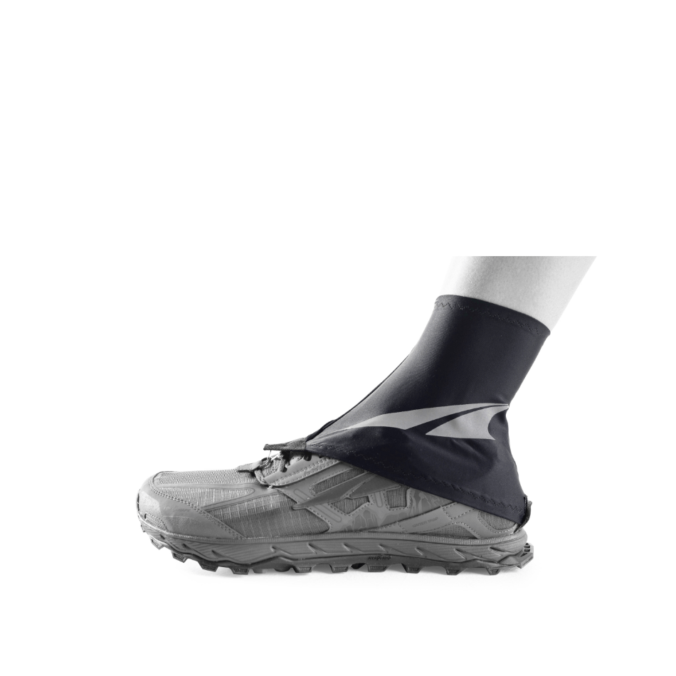 Altra Accessories Altra Unisex Trail Gaiter in Black/Grey - Up and Running