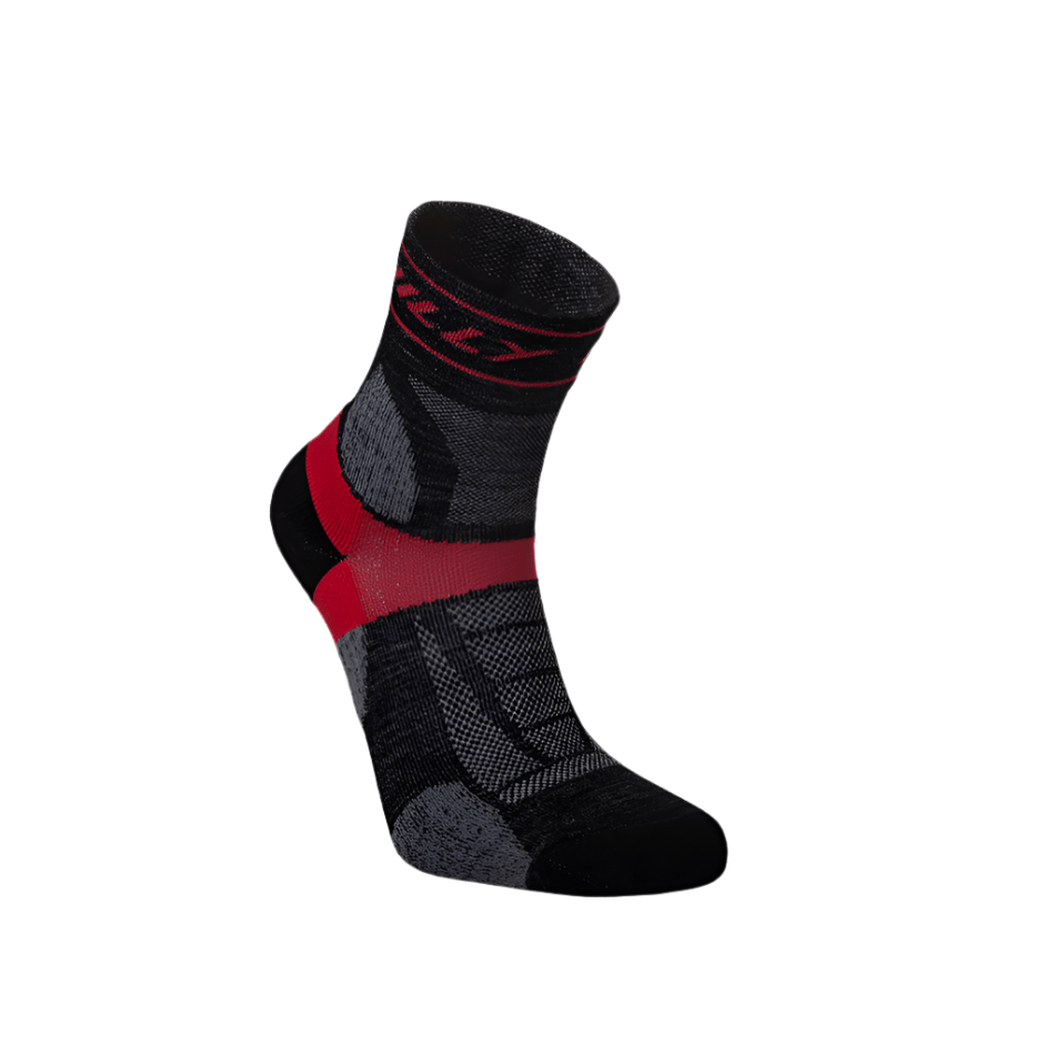 Hilly Accessories Hilly Trail Anklet Med Running Socks in Black/Red SS25 - Up and Running