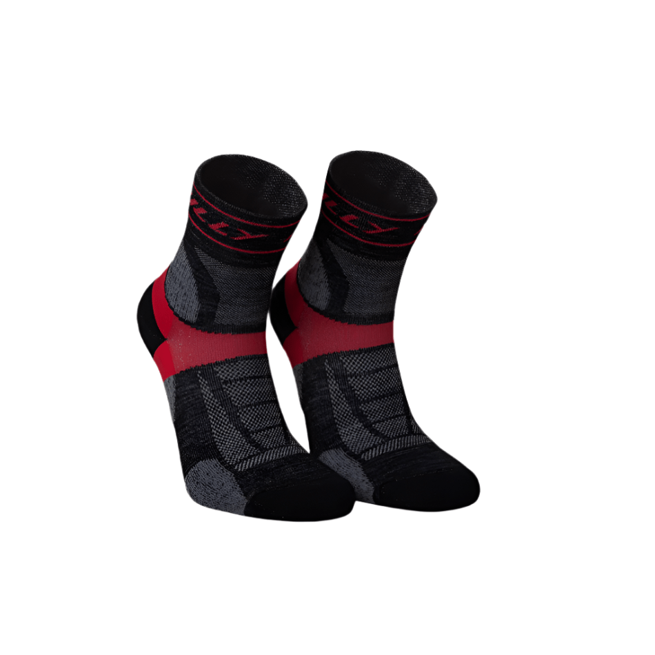 Hilly Accessories Hilly Trail Anklet Med Running Socks in Black/Red SS25 - Up and Running