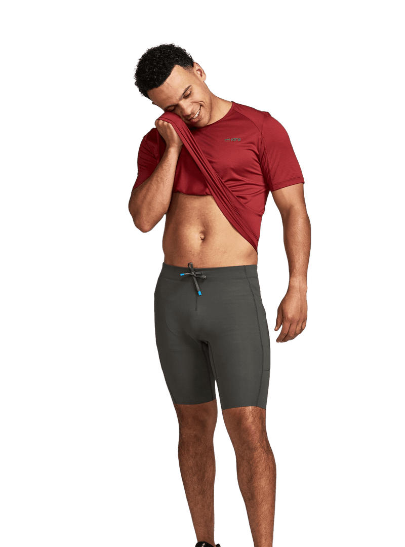 Janji Clothing Janji Men's 8 inch Trail Half Tight in Carbon AW24 - Up and Running