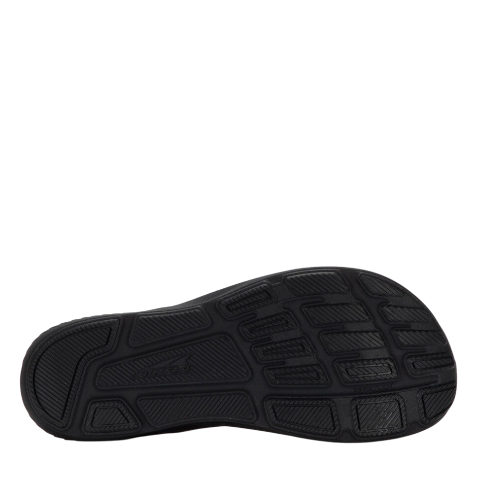 Up & Running Altra Escalante 4 black running shoe outsole showing the flexible rubber tread pattern